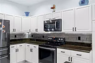 16601 Meadow Cove St, Tampa, FL 33624 - Photo 25