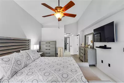 16601 Meadow Cove Street, Tampa, FL 33624 - Photo 35