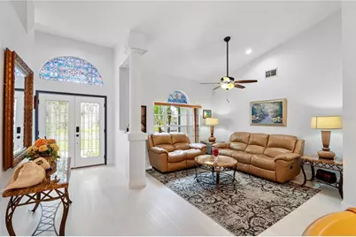 16601 Meadow Cove Street, Tampa, FL 33624 - Photo 13