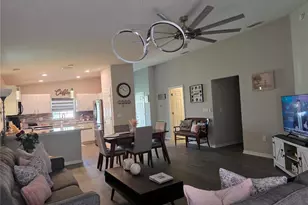 424 Capri Way, Auburndale, FL 33823 - Photo 5
