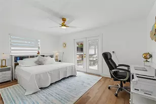 1927 Shore Acres Blvd NE, Saint Petersburg, FL 33703 - Photo 13