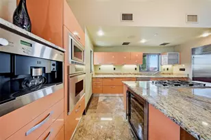 650 Beach Dr NE, Saint Petersburg, FL 33701 - Photo 9