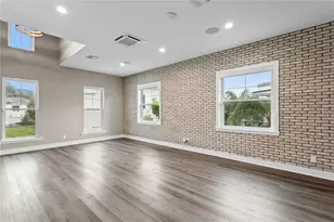 1009 S Morrison Ct, Tampa, FL 33629 - Photo 35