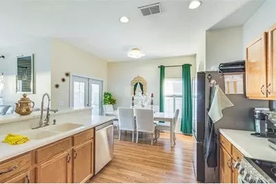 763 Star Pointe Drive, Seffner, FL 33584 - Photo 11