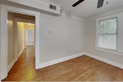 807 1/2 S Fremont Avenue #Upper, Tampa, FL 33606 - Photo 13