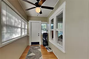 1601 11th St N, Saint Petersburg, FL 33704 - Photo 11