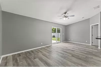 560 Robin Hill Circle, Brandon, FL 33510 - Photo 21