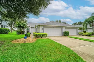5721 Cottonwood St, Bradenton, FL 34203 - Photo 1