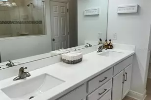 6103 Voyagers Pl, Apollo Beach, FL 33572 - Photo 7