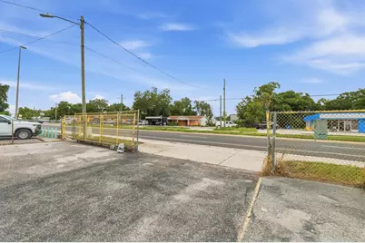 7113 Causeway Boulevard, Tampa, FL 33619 - Photo 3