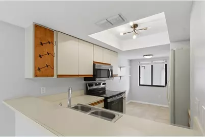 2701 Countryside Boulevard #102, Clearwater, FL 33761 - Photo 11