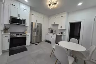 691 10th Ave S, Saint Petersburg, FL 33701 - Photo 3