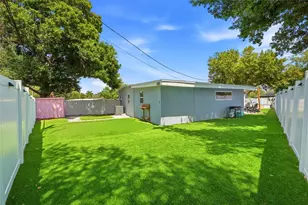 1134 Meadowlawn Dr N, Saint Petersburg, FL 33702 - Photo 39