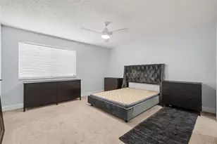 736 Sandy Creek Dr, Brandon, FL 33511 - Photo 11