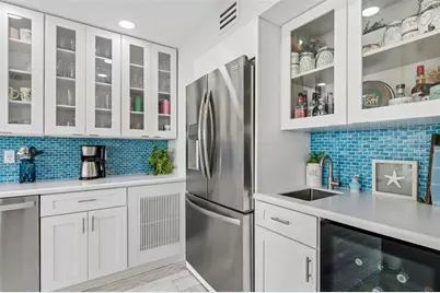 644 Island Way #603, Clearwater Beach, FL 33767 - Photo 5