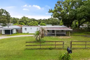 1733 Oakland Rd W, Lakeland, FL 33801 - Photo 29