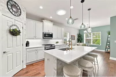 6517 Nestall Court, Apollo Beach, FL 33572 - Photo 3