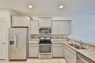 9160 Hillcroft Dr, Riverview, FL 33578 - Photo 11