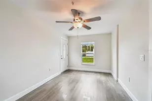 650 E Tarpon Ave, Tarpon Springs, FL 34689 - Photo 25