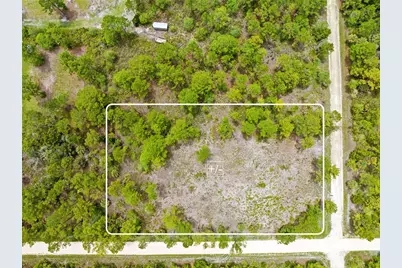 10052 Yellowbird Avenue, Weeki Wachee, FL 34614 - Photo 13