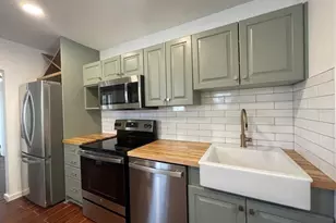 4221 Burlington Ave N, Saint Petersburg, FL 33713 - Photo 3