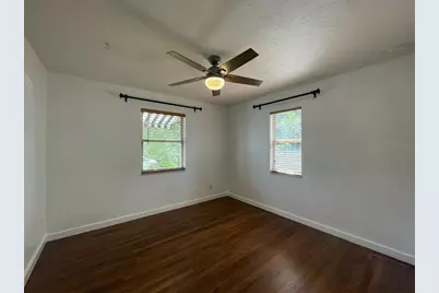 4221 Burlington Avenue N, Saint Petersburg, FL 33713 - Photo 23
