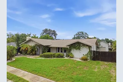 1221 E Lime Street, Tarpon Springs, FL 34689 - Photo 3