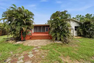 1221 E Lime St, Tarpon Springs, FL 34689 - Photo 45