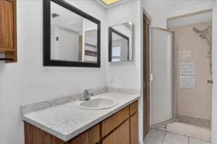 1221 E Lime St, Tarpon Springs, FL 34689 - Photo 27
