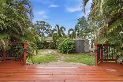 1221 E Lime Street, Tarpon Springs, FL 34689 - Photo 39