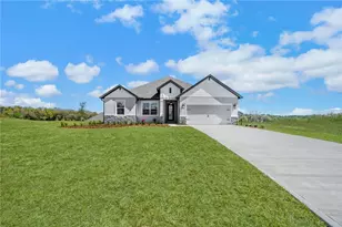 3849 Saddle Hl Trl, Fruitland Park, FL 34731 - Photo 1