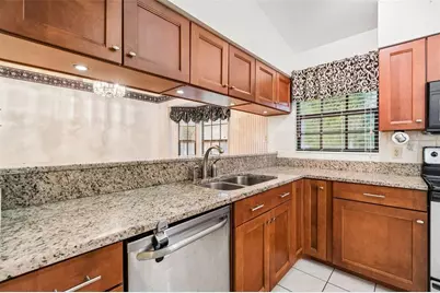 11301 Maybrook Avenue, Riverview, FL 33569 - Photo 7