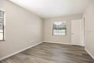 423 Van Reed Manor Dr, Brandon, FL 33511 - Photo 9