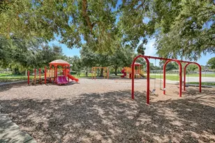 423 Van Reed Manor Dr, Brandon, FL 33511 - Photo 27