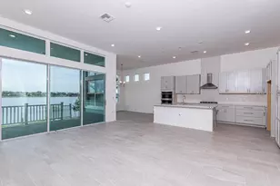 5327 Wishing Arch Dr, Apollo Beach, FL 33572 - Photo 9