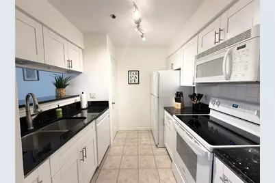 1000 W Horatio Street #111, Tampa, FL 33606 - Photo 9