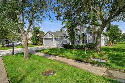 12018 Northumberland Drive, Tampa, FL 33626 - Photo 3