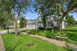 12018 Northumberland Dr, Tampa, FL 33626 - Photo 3