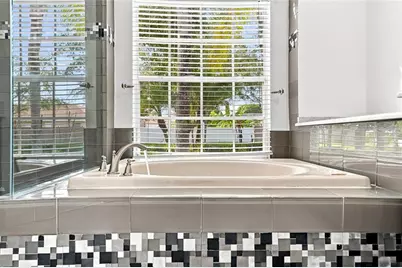12018 Northumberland Drive, Tampa, FL 33626 - Photo 25