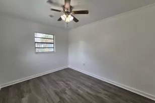 1726 W Chestnut St, Tampa, FL 33607 - Photo 15
