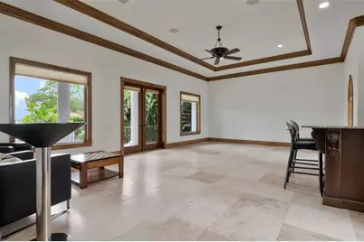 5211 W Neptune Way, Tampa, FL 33609 - Photo 21