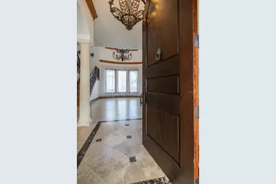 5211 W Neptune Way, Tampa, FL 33609 - Photo 3