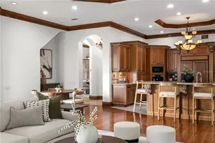 5211 W Neptune Way, Tampa, FL 33609 - Photo 19