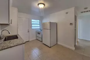 1726 W Chestnut St, Tampa, FL 33607 - Photo 7