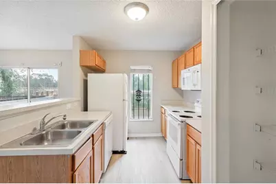 4617 Ashburn Square Drive, Tampa, FL 33610 - Photo 7