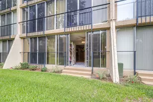 90 S Highland Ave, Tarpon Springs, FL 34689 - Photo 23