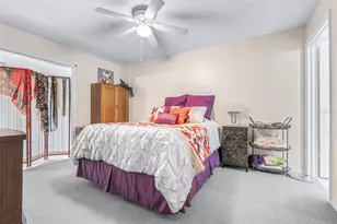 90 S Highland Ave, Tarpon Springs, FL 34689 - Photo 17