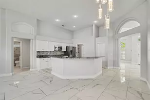 11504 Wellman Dr, Riverview, FL 33578 - Photo 11