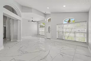 11504 Wellman Dr, Riverview, FL 33578 - Photo 5