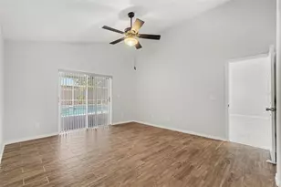 11504 Wellman Dr, Riverview, FL 33578 - Photo 19